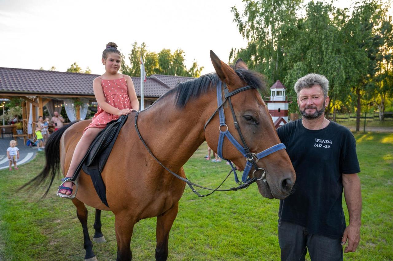 Domki Letniskowe I Pokoje Savana Nad Morzem Jarosławiec Esterno foto